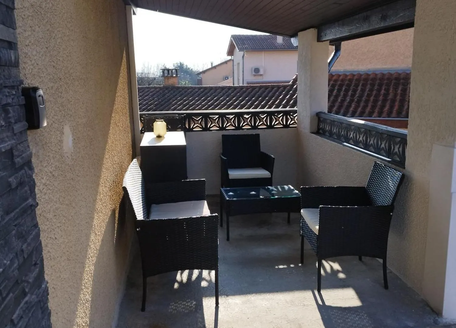 Appartement Luxe Dans Villa Borghese La Boisse 0*,